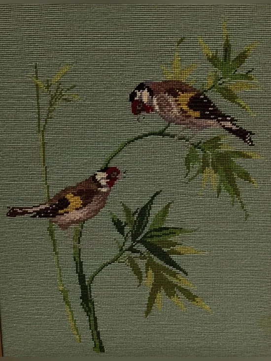 Vintage Framed Petit Point Needlework – Two Birds on Bamboo ,Made in Mexico 1997 - Picture 6 of 17